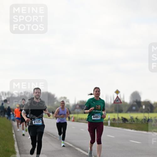 12.04.2026 - 45. Internationalen Wilhelmsburger Insellauf Dr. Thomas Lammeyer http://msf.ph/oto/9442271 12.04.2026 10:11:09 Laufen 2123, 4467 meine-sportfotos.de