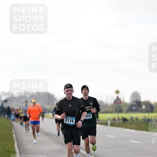 12.04.2026 - 45. Internationalen Wilhelmsburger Insellauf Dr. Thomas Lammeyer http://msf.ph/oto/9442311 12.04.2026 10:11:16 Laufen 7, 1000, 2115, 950 meine-sportfotos.de