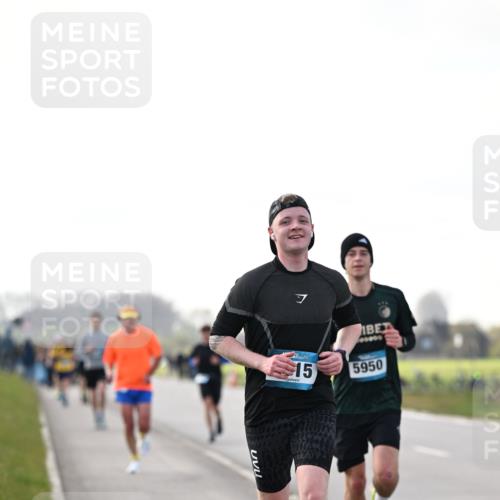 12.04.2026 - 45. Internationalen Wilhelmsburger Insellauf Dr. Thomas Lammeyer http://msf.ph/oto/9442319 12.04.2026 10:11:18 Laufen 7, 0000, 15, 5950 meine-sportfotos.de