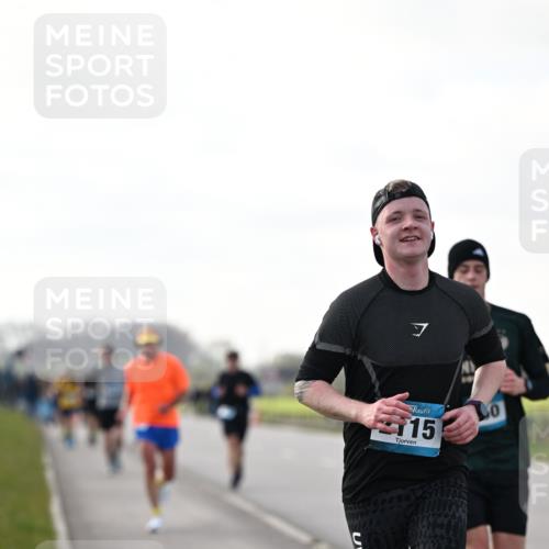 12.04.2026 - 45. Internationalen Wilhelmsburger Insellauf Dr. Thomas Lammeyer http://msf.ph/oto/9442324 12.04.2026 10:11:18 Laufen 7, 15 meine-sportfotos.de