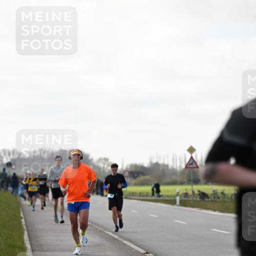 12.04.2026 - 45. Internationalen Wilhelmsburger Insellauf Dr. Thomas Lammeyer http://msf.ph/oto/9442328 12.04.2026 10:11:19 Laufen  meine-sportfotos.de