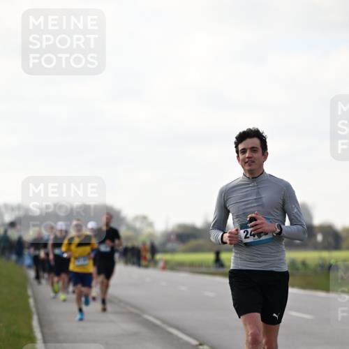 12.04.2026 - 45. Internationalen Wilhelmsburger Insellauf Dr. Thomas Lammeyer http://msf.ph/oto/9442347 12.04.2026 10:11:28 Laufen 24 meine-sportfotos.de