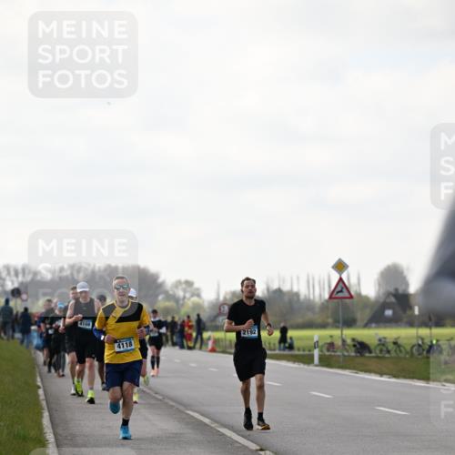 12.04.2026 - 45. Internationalen Wilhelmsburger Insellauf Dr. Thomas Lammeyer http://msf.ph/oto/9442358 12.04.2026 10:11:30 Laufen 4108, 4118, 2192 meine-sportfotos.de