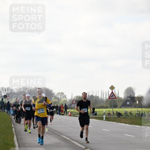 12.04.2026 - 45. Internationalen Wilhelmsburger Insellauf Dr. Thomas Lammeyer http://msf.ph/oto/9442359 12.04.2026 10:11:30 Laufen 4108, 4118, 2192 meine-sportfotos.de