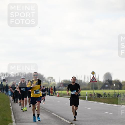 12.04.2026 - 45. Internationalen Wilhelmsburger Insellauf Dr. Thomas Lammeyer http://msf.ph/oto/9442362 12.04.2026 10:11:30 Laufen 4108, 4118, 2192 meine-sportfotos.de
