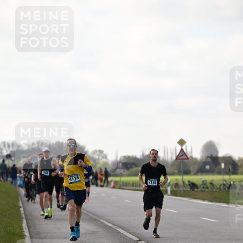 12.04.2026 - 45. Internationalen Wilhelmsburger Insellauf Dr. Thomas Lammeyer http://msf.ph/oto/9442365 12.04.2026 10:11:31 Laufen 4108, 4118, 2192 meine-sportfotos.de