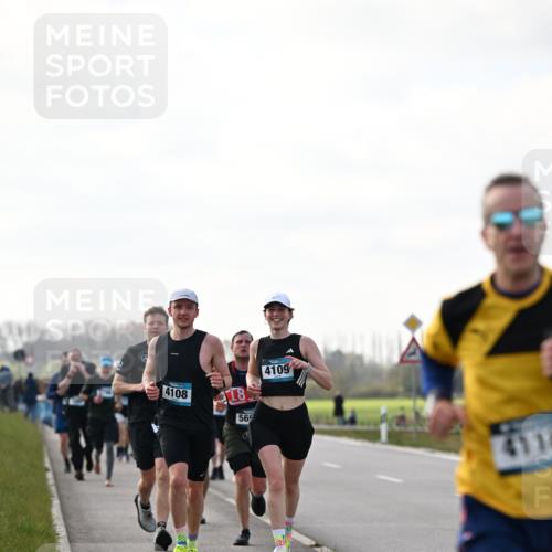 12.04.2026 - 45. Internationalen Wilhelmsburger Insellauf Dr. Thomas Lammeyer http://msf.ph/oto/9442391 12.04.2026 10:11:35 Laufen 4108, 18, 569, 4109, 411 meine-sportfotos.de