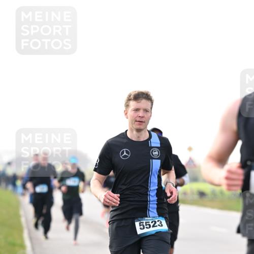 12.04.2026 - 45. Internationalen Wilhelmsburger Insellauf Dr. Thomas Lammeyer http://msf.ph/oto/9442414 12.04.2026 10:11:39 Laufen 5523 meine-sportfotos.de