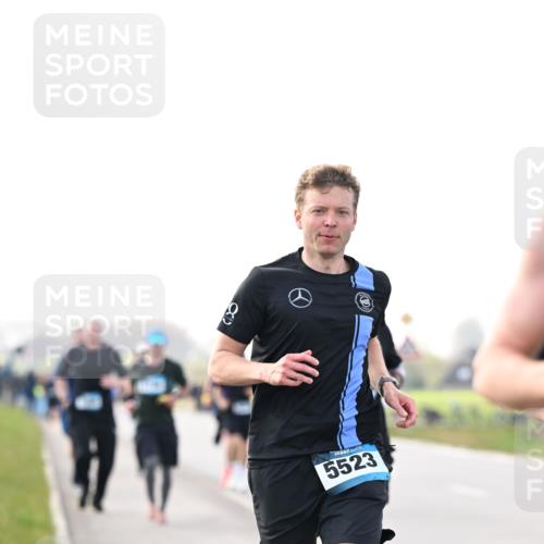 12.04.2026 - 45. Internationalen Wilhelmsburger Insellauf Dr. Thomas Lammeyer http://msf.ph/oto/9442415 12.04.2026 10:11:39 Laufen 5523 meine-sportfotos.de