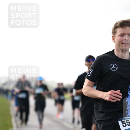 12.04.2026 - 45. Internationalen Wilhelmsburger Insellauf Dr. Thomas Lammeyer http://msf.ph/oto/9442421 12.04.2026 10:11:40 Laufen 55 meine-sportfotos.de