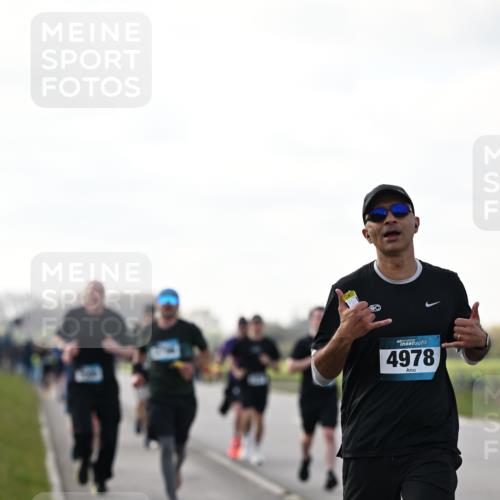 12.04.2026 - 45. Internationalen Wilhelmsburger Insellauf Dr. Thomas Lammeyer http://msf.ph/oto/9442424 12.04.2026 10:11:41 Laufen 45, 4978 meine-sportfotos.de