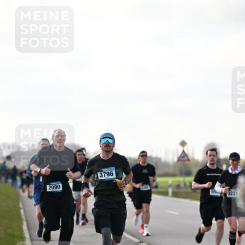 12.04.2026 - 45. Internationalen Wilhelmsburger Insellauf Dr. Thomas Lammeyer http://msf.ph/oto/9442432 12.04.2026 10:11:42 Laufen 2090, 3796, 550, 3221 meine-sportfotos.de