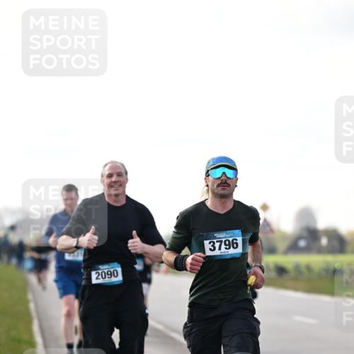 12.04.2026 - 45. Internationalen Wilhelmsburger Insellauf Dr. Thomas Lammeyer http://msf.ph/oto/9442443 12.04.2026 10:11:44 Laufen 2090, 3796 meine-sportfotos.de