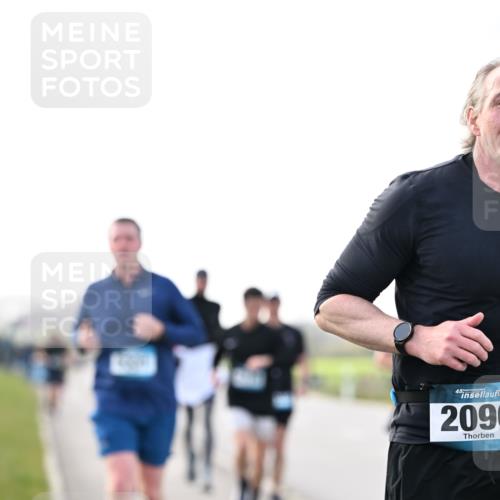 12.04.2026 - 45. Internationalen Wilhelmsburger Insellauf Dr. Thomas Lammeyer http://msf.ph/oto/9442455 12.04.2026 10:11:46 Laufen 45, 209 meine-sportfotos.de