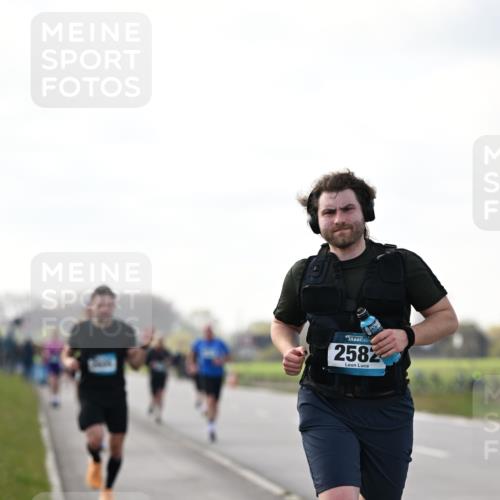 12.04.2026 - 45. Internationalen Wilhelmsburger Insellauf Dr. Thomas Lammeyer http://msf.ph/oto/9442486 12.04.2026 10:12:00 Laufen 45, 2582 meine-sportfotos.de