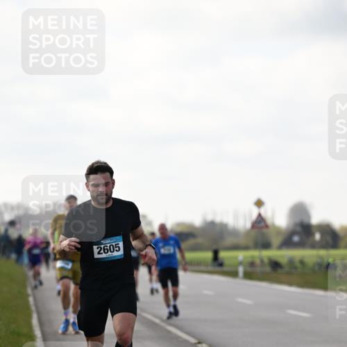 12.04.2026 - 45. Internationalen Wilhelmsburger Insellauf Dr. Thomas Lammeyer http://msf.ph/oto/9442493 12.04.2026 10:12:02 Laufen 2605 meine-sportfotos.de