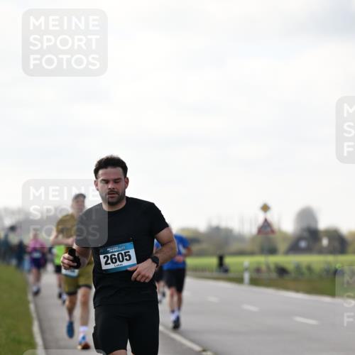 12.04.2026 - 45. Internationalen Wilhelmsburger Insellauf Dr. Thomas Lammeyer http://msf.ph/oto/9442497 12.04.2026 10:12:03 Laufen 2605 meine-sportfotos.de