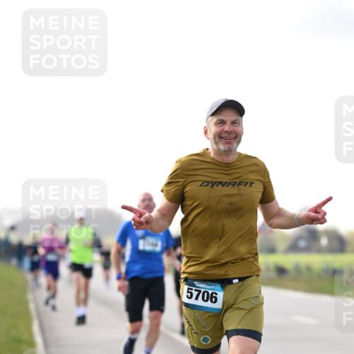 12.04.2026 - 45. Internationalen Wilhelmsburger Insellauf Dr. Thomas Lammeyer http://msf.ph/oto/9442508 12.04.2026 10:12:07 Laufen 5706 meine-sportfotos.de