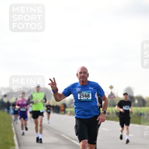 12.04.2026 - 45. Internationalen Wilhelmsburger Insellauf Dr. Thomas Lammeyer http://msf.ph/oto/9442514 12.04.2026 10:12:09 Laufen 2568 meine-sportfotos.de