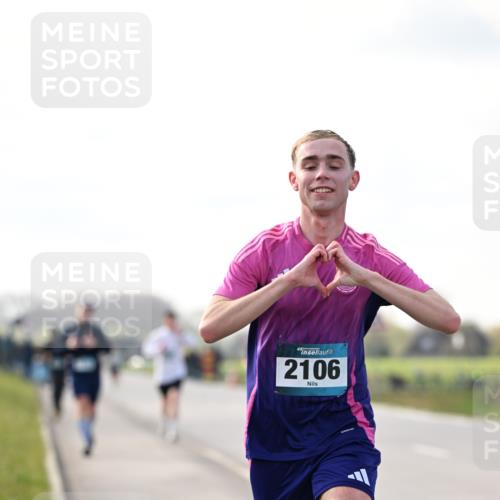 12.04.2026 - 45. Internationalen Wilhelmsburger Insellauf Dr. Thomas Lammeyer http://msf.ph/oto/9442528 12.04.2026 10:12:16 Laufen 2106 meine-sportfotos.de
