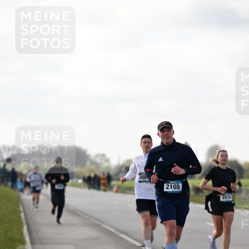 12.04.2026 - 45. Internationalen Wilhelmsburger Insellauf Dr. Thomas Lammeyer http://msf.ph/oto/9442537 12.04.2026 10:12:21 Laufen 38, 308, 2105, 3516 meine-sportfotos.de