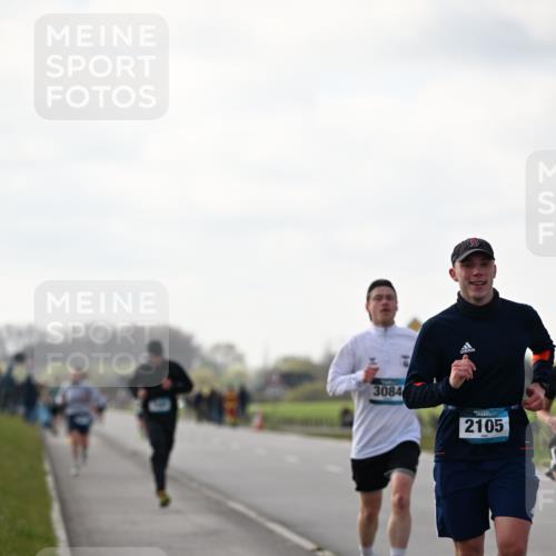 12.04.2026 - 45. Internationalen Wilhelmsburger Insellauf Dr. Thomas Lammeyer http://msf.ph/oto/9442544 12.04.2026 10:12:22 Laufen 3084, 2105 meine-sportfotos.de