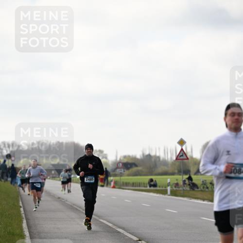 12.04.2026 - 45. Internationalen Wilhelmsburger Insellauf Dr. Thomas Lammeyer http://msf.ph/oto/9442551 12.04.2026 10:12:24 Laufen 2485, 3084 meine-sportfotos.de
