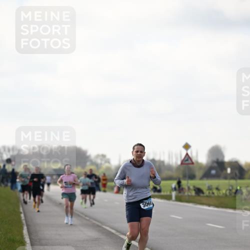 12.04.2026 - 45. Internationalen Wilhelmsburger Insellauf Dr. Thomas Lammeyer http://msf.ph/oto/9442563 12.04.2026 10:12:32 Laufen 3066 meine-sportfotos.de