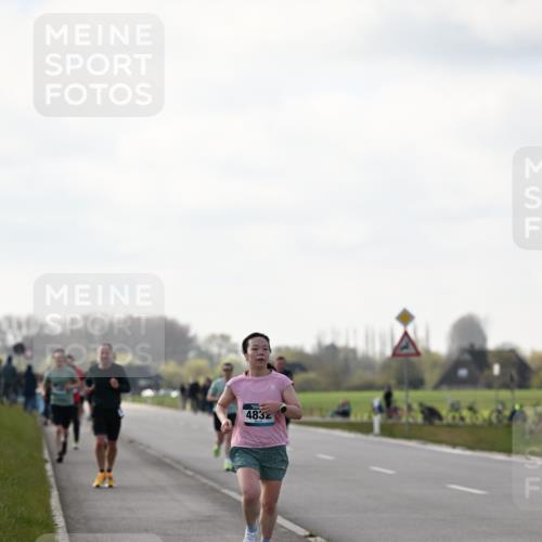 12.04.2026 - 45. Internationalen Wilhelmsburger Insellauf Dr. Thomas Lammeyer http://msf.ph/oto/9442575 12.04.2026 10:12:37 Laufen 4832 meine-sportfotos.de