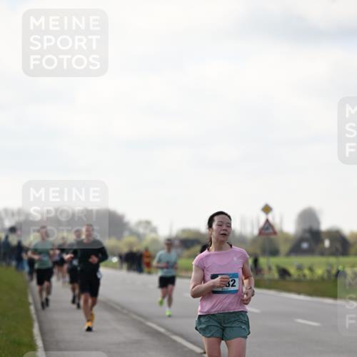 12.04.2026 - 45. Internationalen Wilhelmsburger Insellauf Dr. Thomas Lammeyer http://msf.ph/oto/9442586 12.04.2026 10:12:38 Laufen 32 meine-sportfotos.de