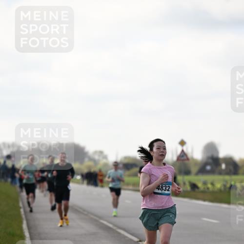 12.04.2026 - 45. Internationalen Wilhelmsburger Insellauf Dr. Thomas Lammeyer http://msf.ph/oto/9442587 12.04.2026 10:12:38 Laufen 4832 meine-sportfotos.de