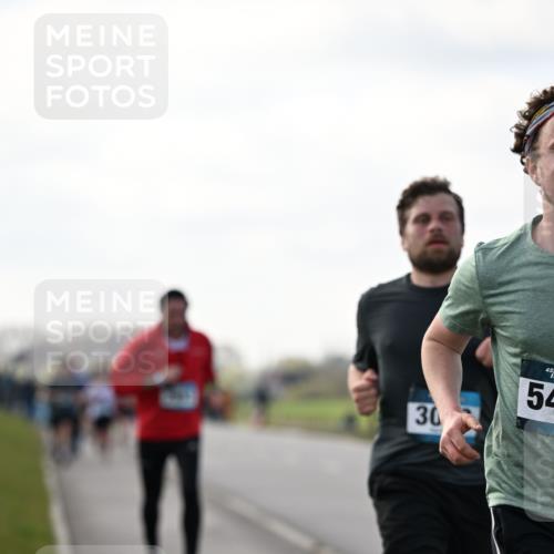 12.04.2026 - 45. Internationalen Wilhelmsburger Insellauf Dr. Thomas Lammeyer http://msf.ph/oto/9442622 12.04.2026 10:12:49 Laufen 30, 45, 54 meine-sportfotos.de