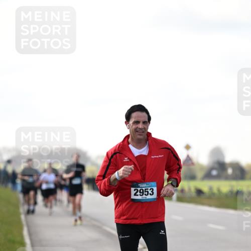 12.04.2026 - 45. Internationalen Wilhelmsburger Insellauf Dr. Thomas Lammeyer http://msf.ph/oto/9442634 12.04.2026 10:12:51 Laufen 2953 meine-sportfotos.de