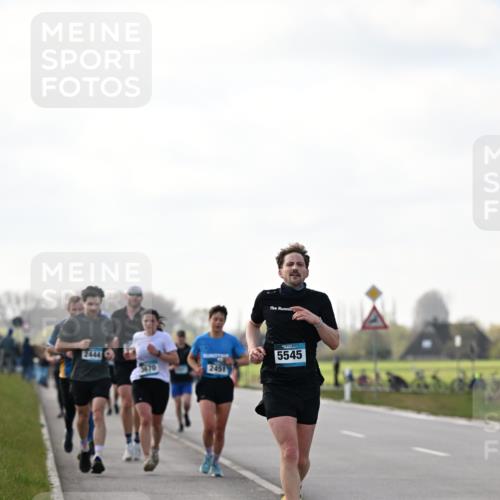 12.04.2026 - 45. Internationalen Wilhelmsburger Insellauf Dr. Thomas Lammeyer http://msf.ph/oto/9442650 12.04.2026 10:12:57 Laufen 2451, 5545 meine-sportfotos.de