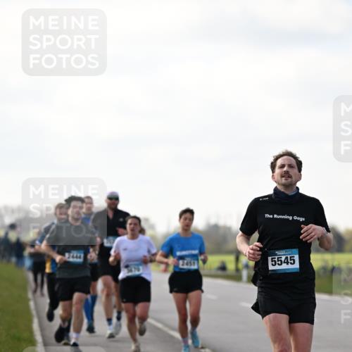 12.04.2026 - 45. Internationalen Wilhelmsburger Insellauf Dr. Thomas Lammeyer http://msf.ph/oto/9442659 12.04.2026 10:12:58 Laufen 2451, 5545 meine-sportfotos.de