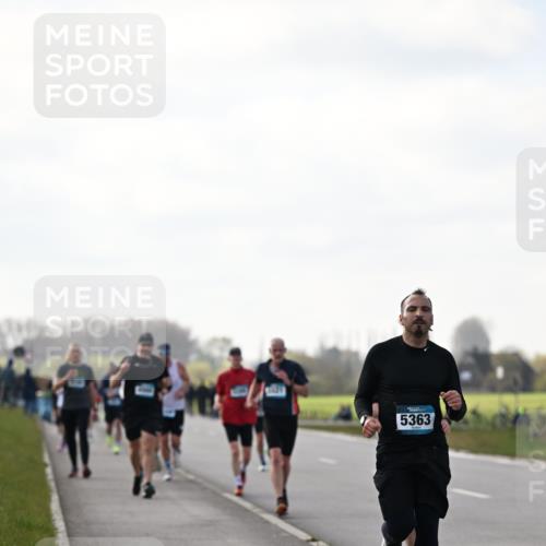 12.04.2026 - 45. Internationalen Wilhelmsburger Insellauf Dr. Thomas Lammeyer http://msf.ph/oto/9442692 12.04.2026 10:13:05 Laufen 5363 meine-sportfotos.de