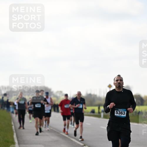 12.04.2026 - 45. Internationalen Wilhelmsburger Insellauf Dr. Thomas Lammeyer http://msf.ph/oto/9442695 12.04.2026 10:13:06 Laufen 5363 meine-sportfotos.de