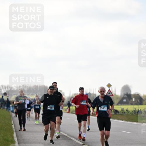 12.04.2026 - 45. Internationalen Wilhelmsburger Insellauf Dr. Thomas Lammeyer http://msf.ph/oto/9442709 12.04.2026 10:13:08 Laufen 4980, 5289, 5521 meine-sportfotos.de