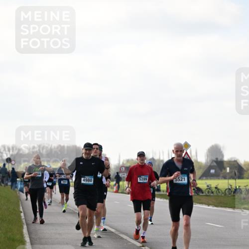 12.04.2026 - 45. Internationalen Wilhelmsburger Insellauf Dr. Thomas Lammeyer http://msf.ph/oto/9442710 12.04.2026 10:13:08 Laufen 3894, 4980, 5289, 5521 meine-sportfotos.de