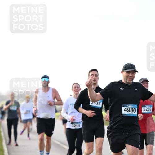 12.04.2026 - 45. Internationalen Wilhelmsburger Insellauf Dr. Thomas Lammeyer http://msf.ph/oto/9442728 12.04.2026 10:13:12 Laufen 3214, 2537, 4980, 5289 meine-sportfotos.de