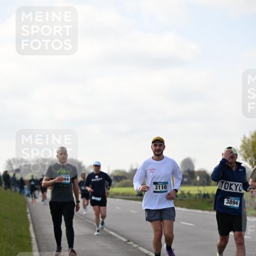 12.04.2026 - 45. Internationalen Wilhelmsburger Insellauf Dr. Thomas Lammeyer http://msf.ph/oto/9442753 12.04.2026 10:13:19 Laufen 44, 3110, 3894 meine-sportfotos.de