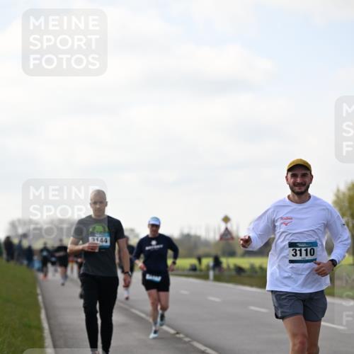 12.04.2026 - 45. Internationalen Wilhelmsburger Insellauf Dr. Thomas Lammeyer http://msf.ph/oto/9442763 12.04.2026 10:13:20 Laufen 3144, 3110 meine-sportfotos.de