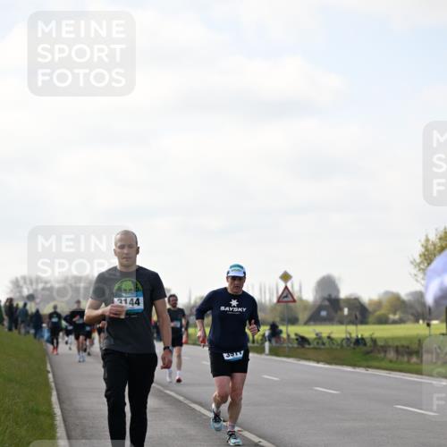 12.04.2026 - 45. Internationalen Wilhelmsburger Insellauf Dr. Thomas Lammeyer http://msf.ph/oto/9442769 12.04.2026 10:13:21 Laufen 2144, 3917 meine-sportfotos.de