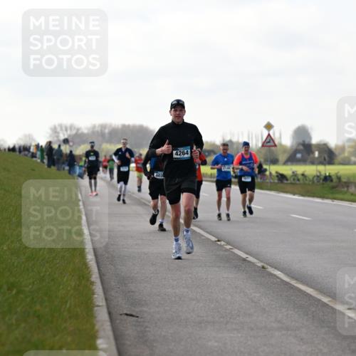 12.04.2026 - 45. Internationalen Wilhelmsburger Insellauf Dr. Thomas Lammeyer http://msf.ph/oto/9442782 12.04.2026 10:13:34 Laufen 403, 4264, 5541 meine-sportfotos.de