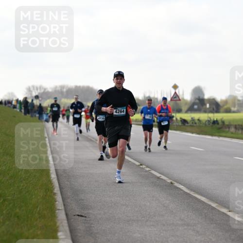 12.04.2026 - 45. Internationalen Wilhelmsburger Insellauf Dr. Thomas Lammeyer http://msf.ph/oto/9442784 12.04.2026 10:13:34 Laufen 4030, 4264 meine-sportfotos.de