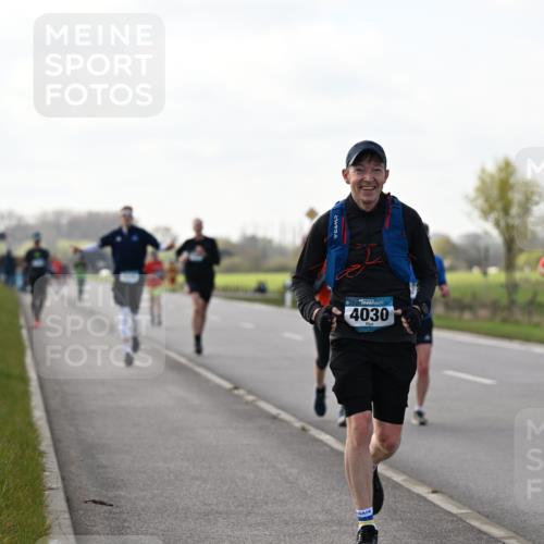 12.04.2026 - 45. Internationalen Wilhelmsburger Insellauf Dr. Thomas Lammeyer http://msf.ph/oto/9442800 12.04.2026 10:13:38 Laufen 4030 meine-sportfotos.de