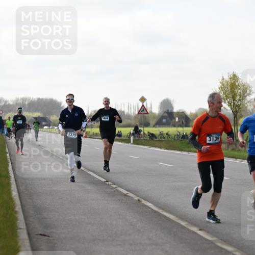 12.04.2026 - 45. Internationalen Wilhelmsburger Insellauf Dr. Thomas Lammeyer http://msf.ph/oto/9442807 12.04.2026 10:13:40 Laufen 6295, 2375, 3444, 3139, 2148 meine-sportfotos.de