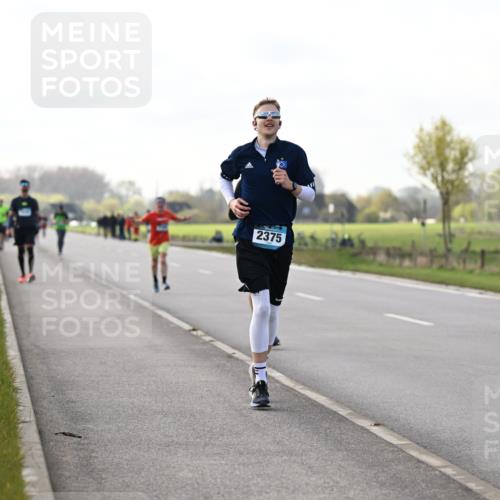 12.04.2026 - 45. Internationalen Wilhelmsburger Insellauf Dr. Thomas Lammeyer http://msf.ph/oto/9442822 12.04.2026 10:13:43 Laufen 2375 meine-sportfotos.de