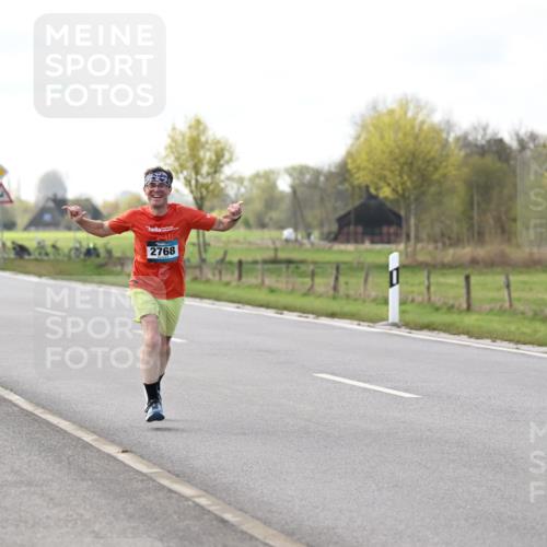 12.04.2026 - 45. Internationalen Wilhelmsburger Insellauf Dr. Thomas Lammeyer http://msf.ph/oto/9442855 12.04.2026 10:13:49 Laufen 2768 meine-sportfotos.de