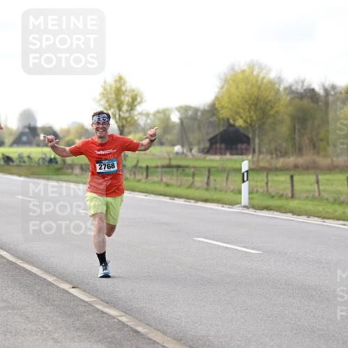 12.04.2026 - 45. Internationalen Wilhelmsburger Insellauf Dr. Thomas Lammeyer http://msf.ph/oto/9442856 12.04.2026 10:13:50 Laufen 2768 meine-sportfotos.de